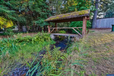 150 Rees Hill Rd SE, Salem, OR 97306 - Photo 9