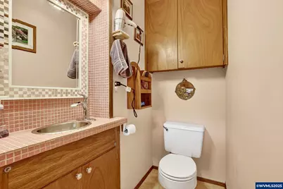 1174 Dellmoor Way Wy, Woodburn, OR 97071 - Photo 15