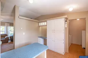 1933 SE Gregory Dr, Dallas, OR 97338 - Photo 27