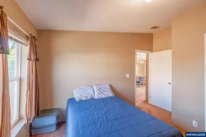 1933 SE Gregory Dr, Dallas, OR 97338 - Photo 39