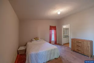 1933 SE Gregory Dr, Dallas, OR 97338 - Photo 47