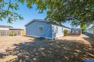 1933 SE Gregory Dr, Dallas, OR 97338 - Photo 9