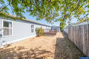 1933 SE Gregory Dr, Dallas, OR 97338 - Photo 11