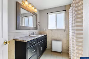 10883 Southview Lp SE, Jefferson, OR 97352 - Photo 19