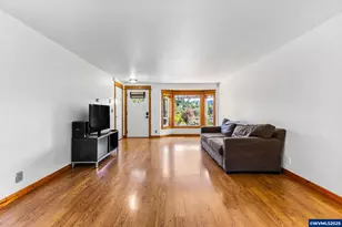 10883 Southview Lp SE, Jefferson, OR 97352 - Photo 9