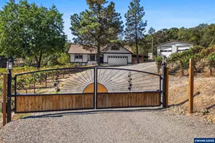 10883 Southview Lp SE, Jefferson, OR 97352 - Photo 3