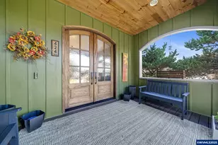 424 SW Cliff St, Depoe Bay, OR 97341 - Photo 3