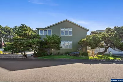 424 SW Cliff St, Depoe Bay, OR 97341 - Photo 31