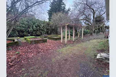 430 W Water St, Stayton, OR 97383 - Photo 5