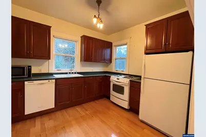 430 W Water St, Stayton, OR 97383 - Photo 11