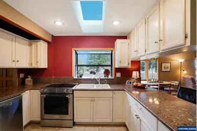 11515 Buena Vista Rd, Independence, OR 97351 - Photo 15