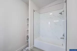 597 Barley St, Woodburn, OR 97071 - Photo 15