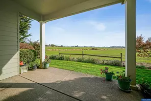 736 SE St Andrews Ln, Dallas, OR 97338 - Photo 31