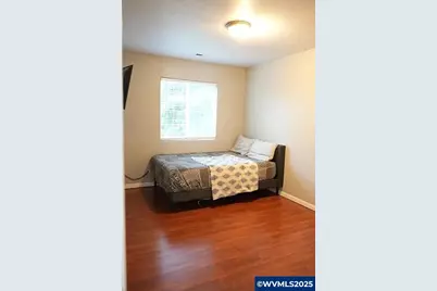 1361 Marigold Dr, Independence, OR 97351 - Photo 9