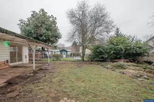 372 Jennings St, Lebanon, OR 97355 - Photo 15