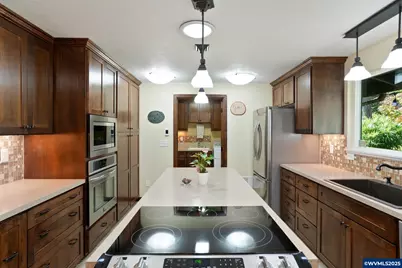 3440 NW Covey Run Rd, Corvallis, OR 97330 - Photo 21