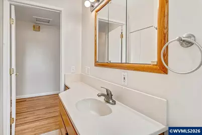 10090 Hoffman Rd, Monmouth, OR 97361 - Photo 17