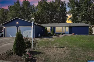 914 James St, Independence, OR 97351 - Photo 9