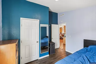 914 James St, Independence, OR 97351 - Photo 31