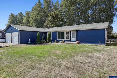 914 James St, Independence, OR 97351 - Photo 13