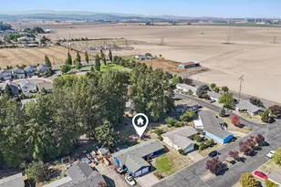 914 James St, Independence, OR 97351 - Photo 7