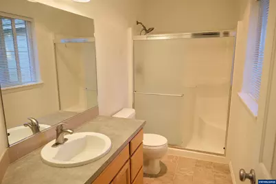 2412 NW Meadows Dr, McMinnville, OR 97128 - Photo 23