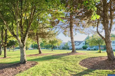 2412 NW Meadows Dr, McMinnville, OR 97128 - Photo 39