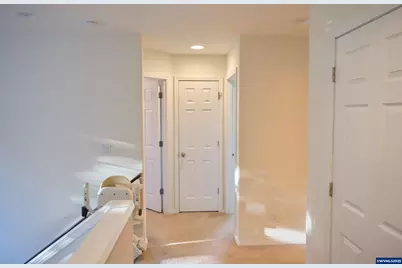 2412 NW Meadows Dr, McMinnville, OR 97128 - Photo 29