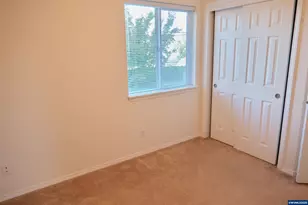 2412 NW Meadows Dr, McMinnville, OR 97128 - Photo 27