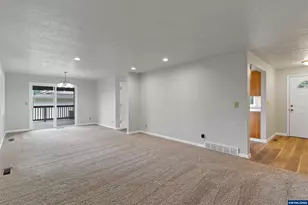 1345 Rees Hill Rd SE, Salem, OR 97306 - Photo 15