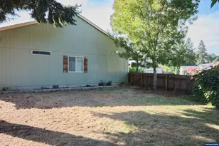 1055 Orchard Ct, Stayton, OR 97383 - Photo 15