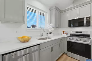 255 SE Jensen Av, Corvallis, OR 97333 - Photo 5