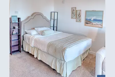 301 Otter Crest Lp, Otter Rock, OR 97369 - Photo 15