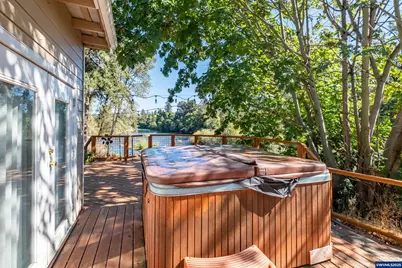 1054 N River Dr, Sweet Home, OR 97386 - Photo 39