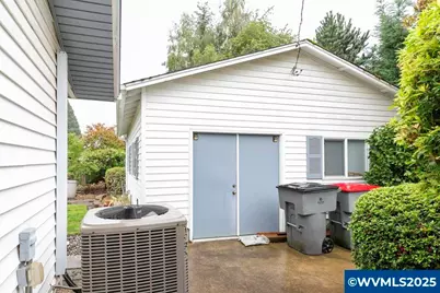 700 NW 18th Pl, McMinnville, OR 97128 - Photo 11