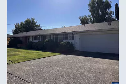 700 NW 18th Pl, McMinnville, OR 97128 - Photo 3