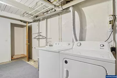 17821 SE Morrison Ct, Gresham, OR 97233 - Photo 27