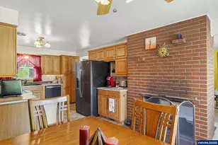 17821 SE Morrison Ct, Gresham, OR 97233 - Photo 9