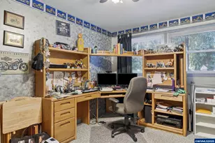 17821 SE Morrison Ct, Gresham, OR 97233 - Photo 19