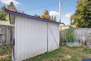 17821 SE Morrison Ct, Gresham, OR 97233 - Photo 39