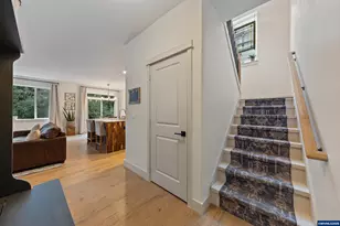 30486 SW Ruth St, Wilsonville, OR 97070 - Photo 9