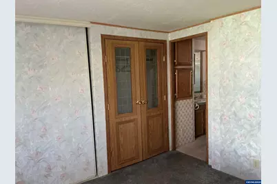 5422 Portland #53 Rd NE, Salem, OR 97305 - Photo 17