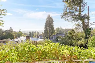 842 Kingwood Dr NW, Salem, OR 97304 - Photo 33