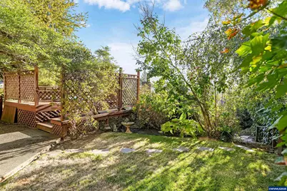 842 Kingwood Dr NW, Salem, OR 97304 - Photo 35