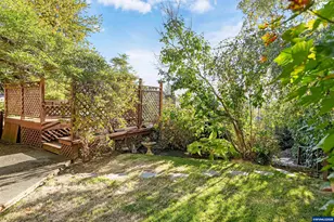 842 Kingwood Dr NW, Salem, OR 97304 - Photo 35