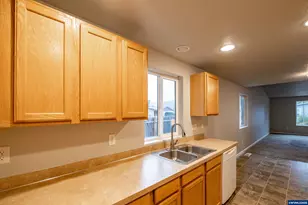 3990 Osage St, Sweet Home, OR 97386 - Photo 9