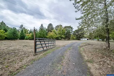 15984 North Santiam Hwy SE, Stayton, OR 97383 - Photo 41