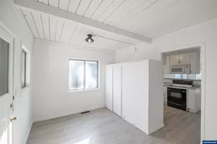 1385 Waller St SE, Salem, OR 97302 - Photo 25