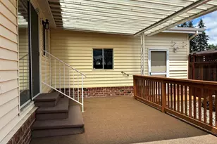 2120 Robins Ln SE, Salem, OR 97306 - Photo 13