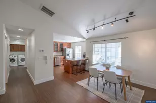 122 Weldwood Dr, Lebanon, OR 97355 - Photo 11